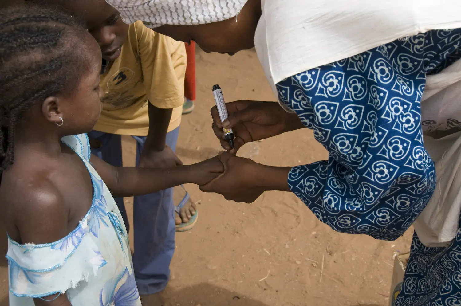 Health worker in protective gear in Niger