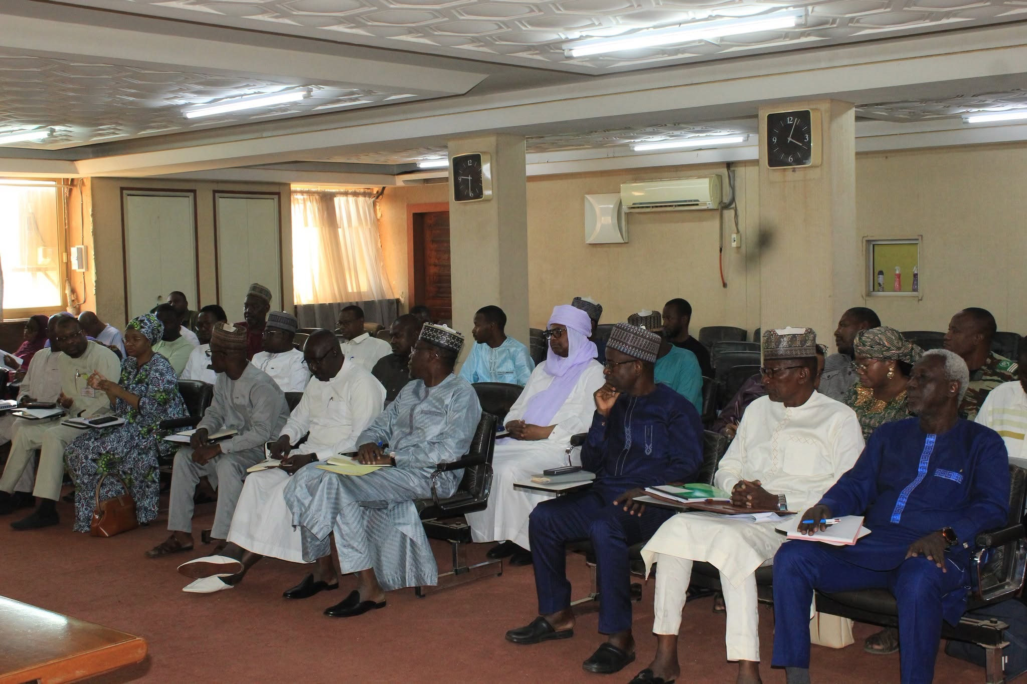 Ministry of Commerce and Industry officials in Niamey